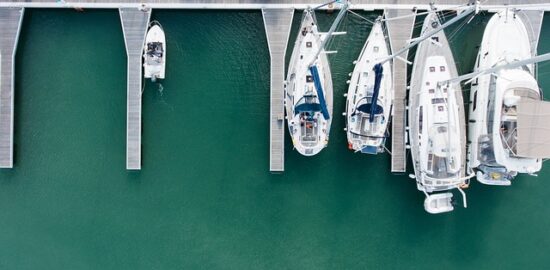 Jachting jako relaxace: vše, co byste měli vědět